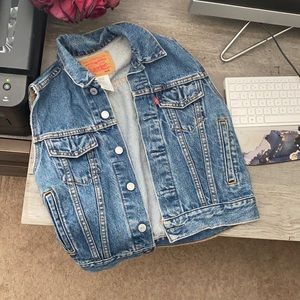 Levi’s denim vest